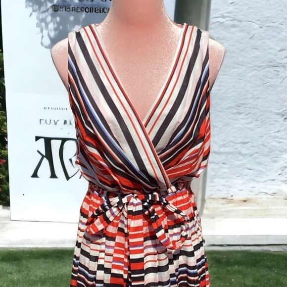 TOMMY HILFIGER NWT WOMENS SIZE 8 STRIPED DRESS SLEEVELESS - Picture 5 of 10